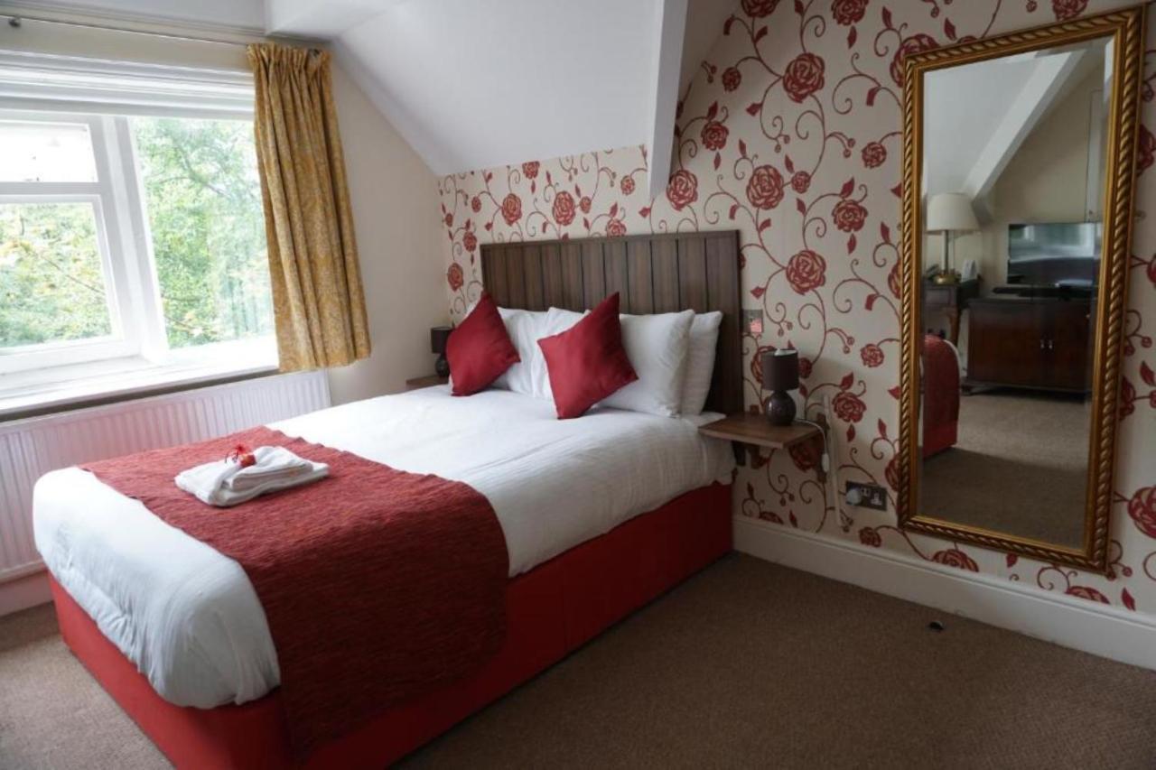 Broadfield Park Hotel Рочдейл Екстериор снимка