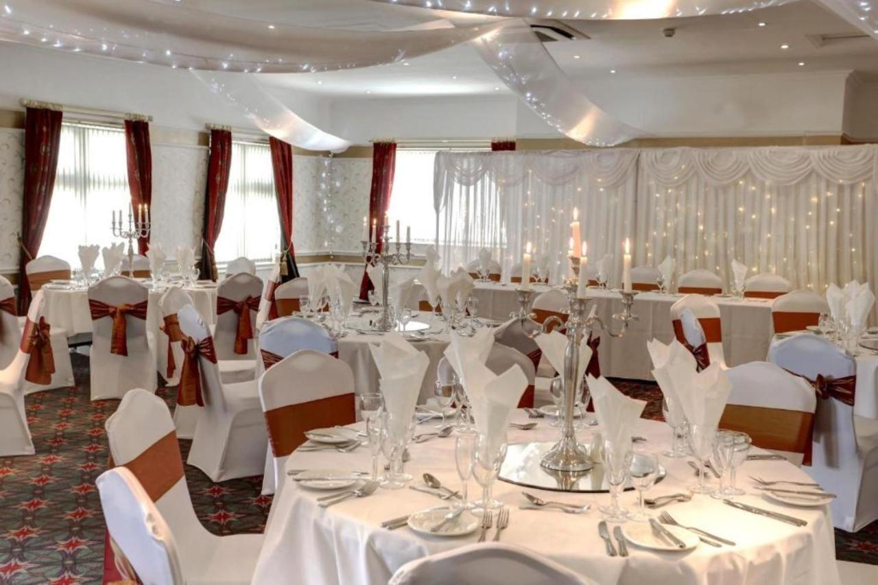 Broadfield Park Hotel Рочдейл Екстериор снимка