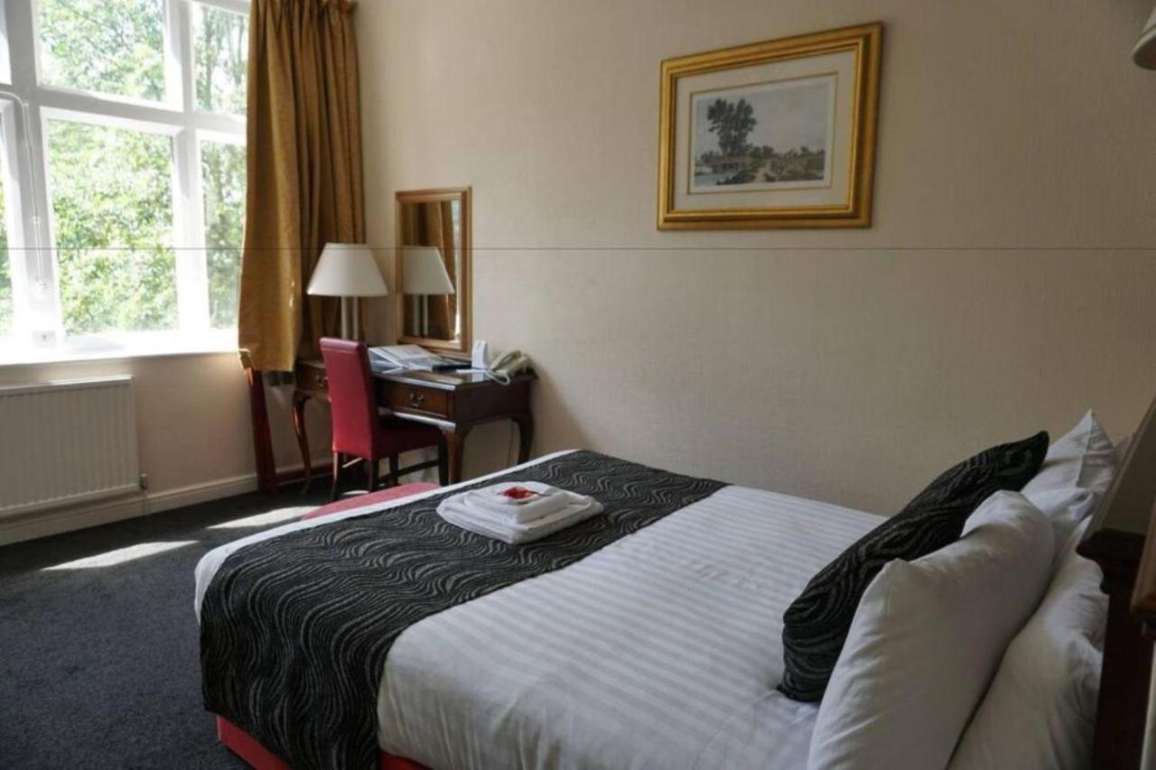 Broadfield Park Hotel Рочдейл Екстериор снимка
