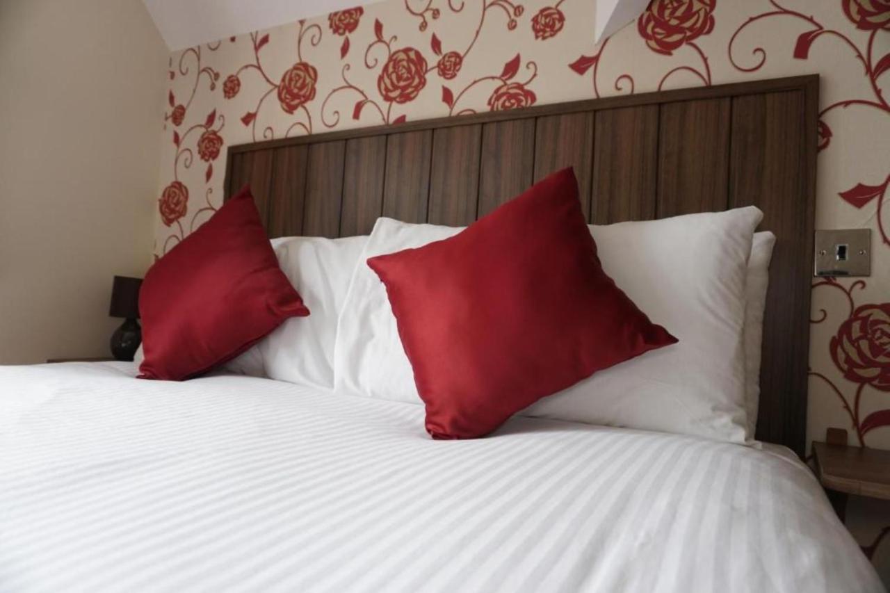 Broadfield Park Hotel Рочдейл Екстериор снимка