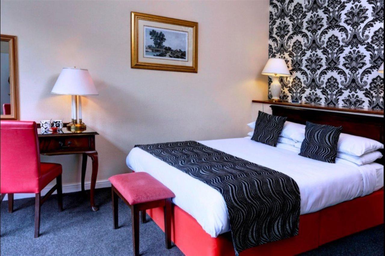 Broadfield Park Hotel Рочдейл Екстериор снимка