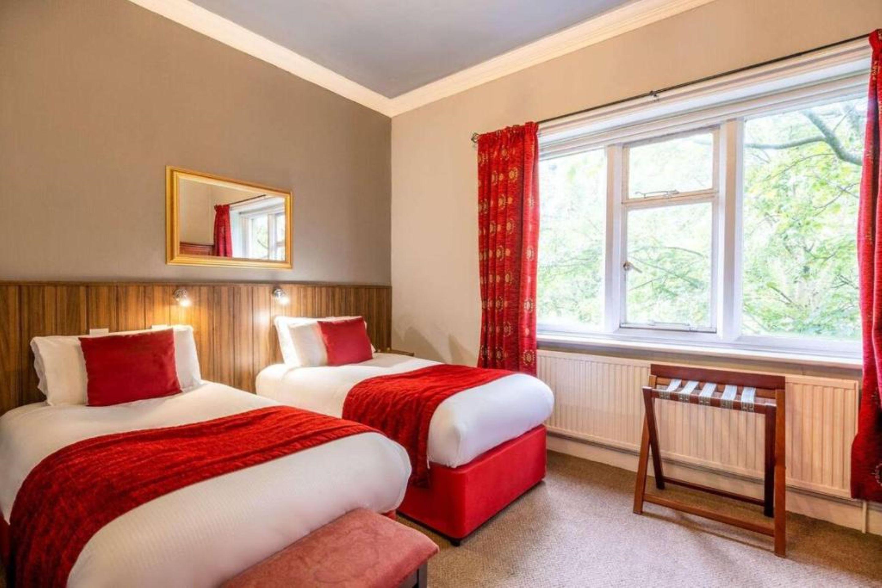 Broadfield Park Hotel Рочдейл Екстериор снимка