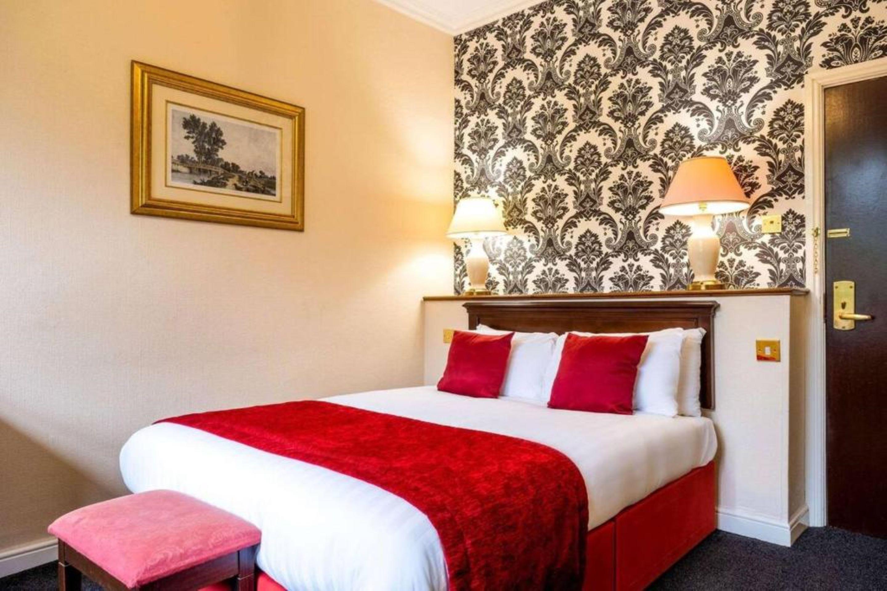 Broadfield Park Hotel Рочдейл Екстериор снимка