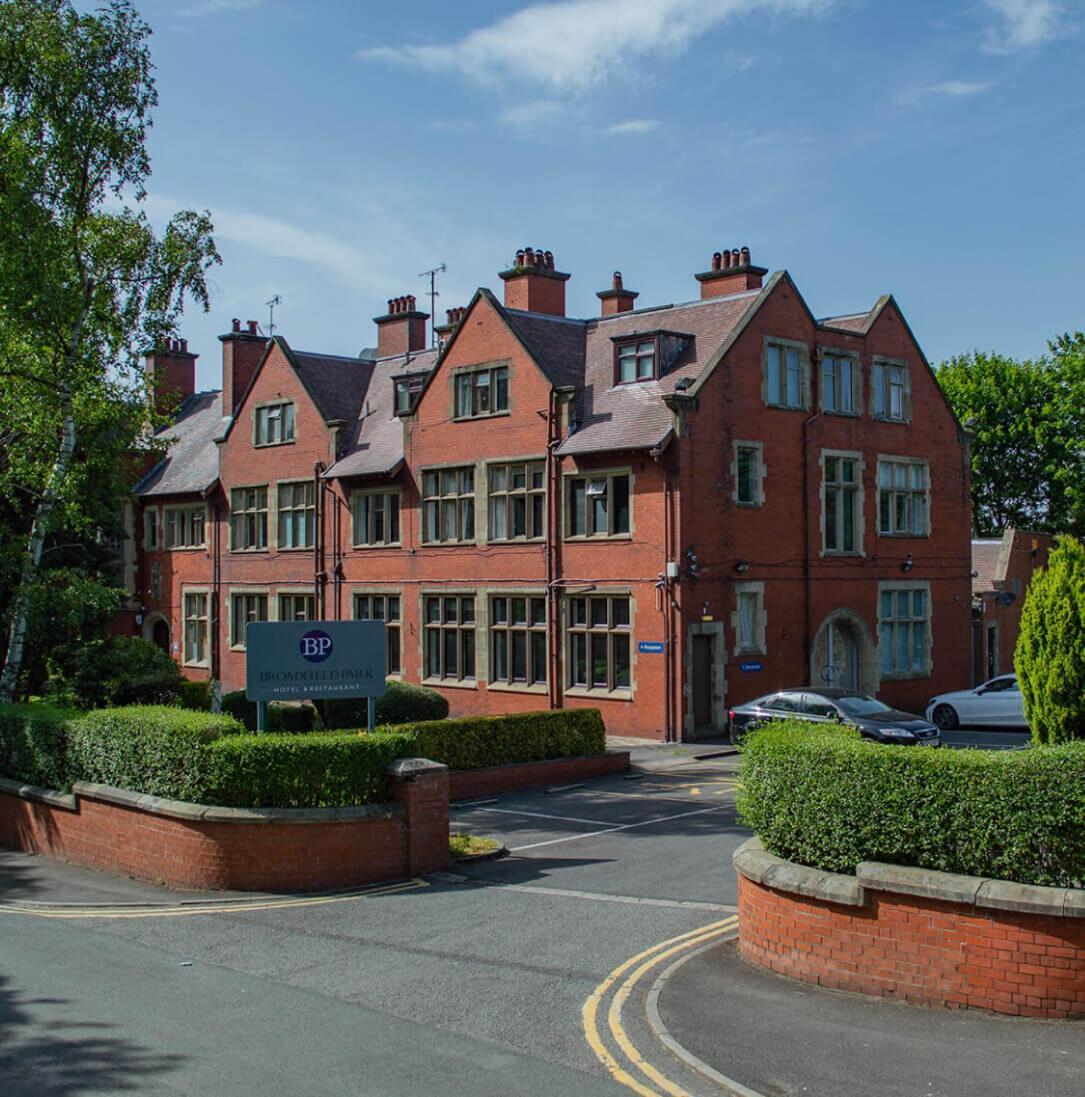 Broadfield Park Hotel Рочдейл Екстериор снимка